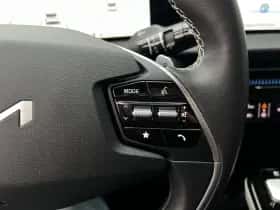 Kia EV6 (2021) thumbnail 25