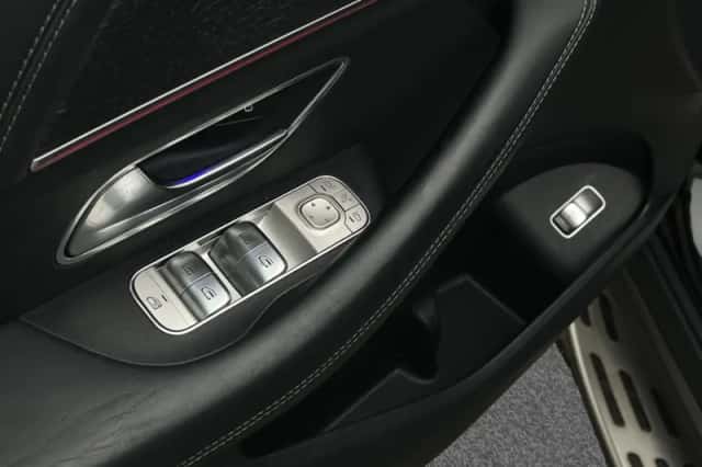 Mercedes-Benz GLE (2019) thumbnail 15