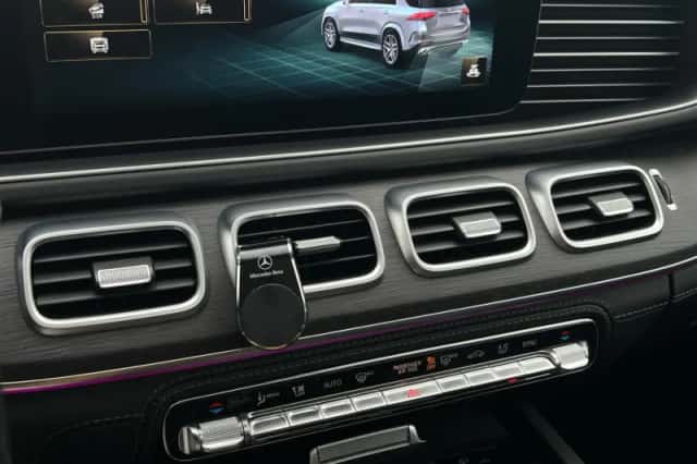 Mercedes-Benz GLE (2019) thumbnail 31