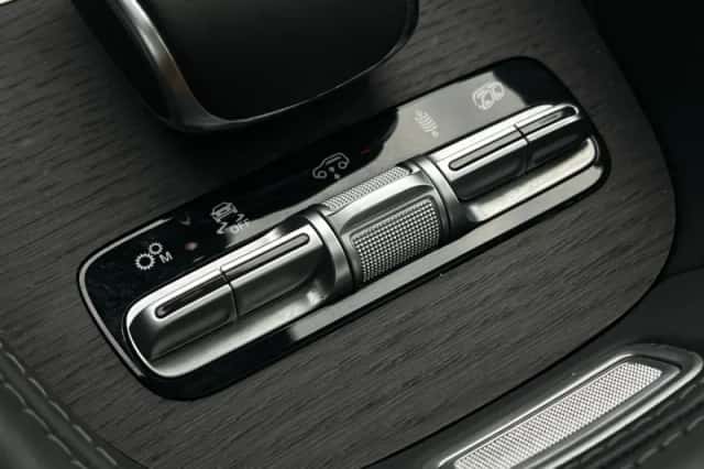 Mercedes-Benz GLE (2019) thumbnail 37