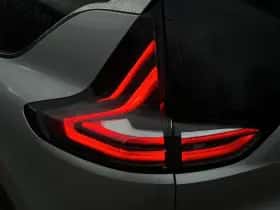 Renault Espace (2015) thumbnail 27