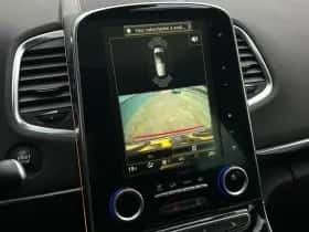 Renault Espace (2015) thumbnail 5