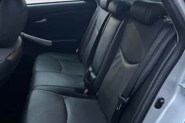 Toyota Prius (2012) thumbnail 18