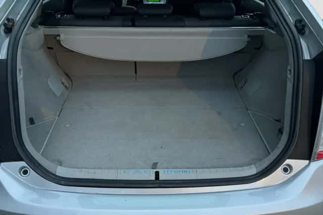 Toyota Prius (2012) thumbnail 19