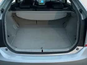 Toyota Prius (2012) thumbnail 19