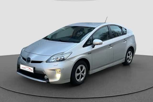 Toyota Prius (2012) thumbnail 7