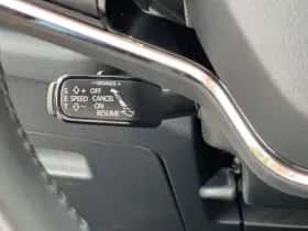 Škoda Octavia (2021) thumbnail 12