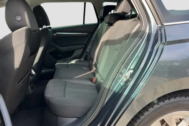 Škoda Octavia (2021) thumbnail 20