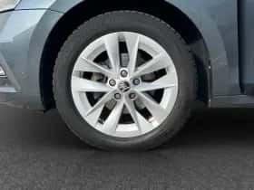 Škoda Octavia (2021) thumbnail 6