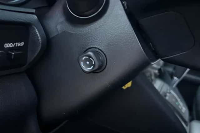 Lexus RX (2005) thumbnail 13