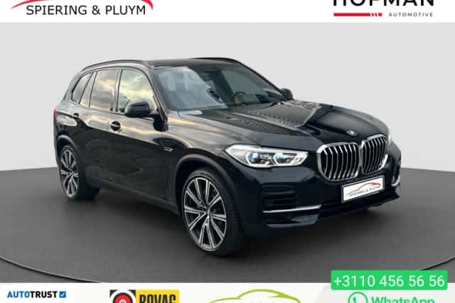 BMW X5 (2019) thumbnail 1