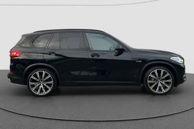 BMW X5 (2019) thumbnail 15