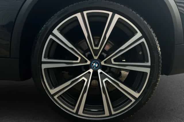 BMW X5 (2019) thumbnail 24