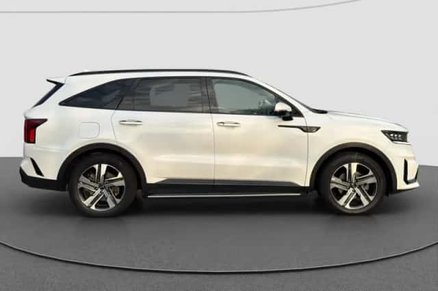 Kia Sorento (2020) thumbnail 2