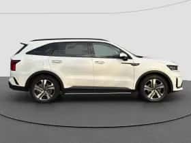 Kia Sorento (2020) thumbnail 2