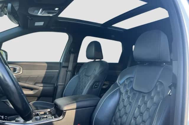 Kia Sorento (2020) thumbnail 4