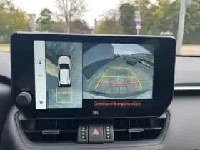 Toyota RAV4 (2019) thumbnail 17