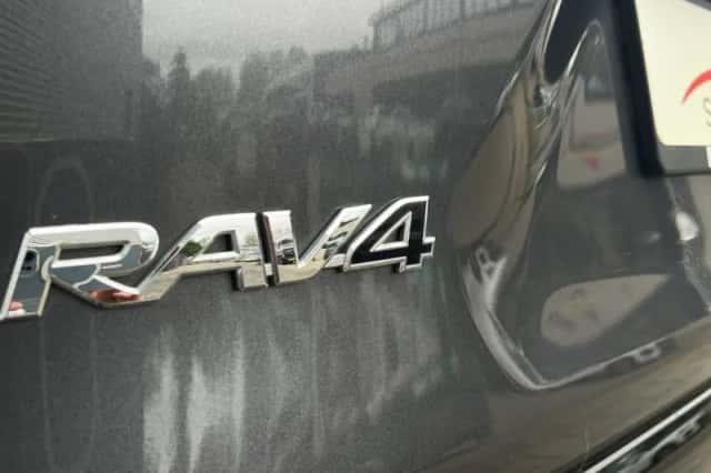 Toyota RAV4 (2019) thumbnail 25