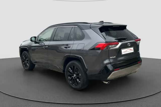 Toyota RAV4 (2019) thumbnail 8