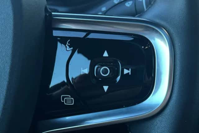 Polestar 2 (2020) thumbnail 13