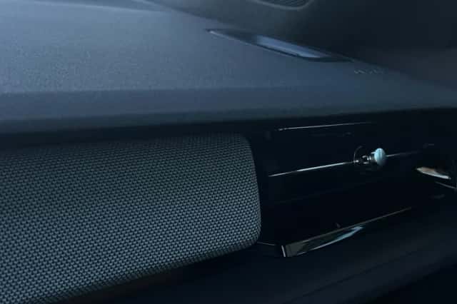 Polestar 2 (2020) thumbnail 14