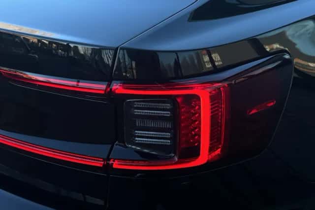 Polestar 2 (2020) thumbnail 7