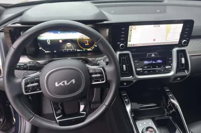 Kia Sorento (2020) thumbnail 14