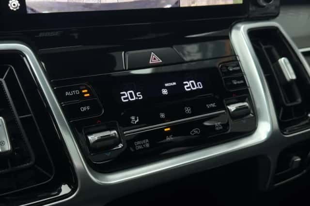 Kia Sorento (2020) thumbnail 19