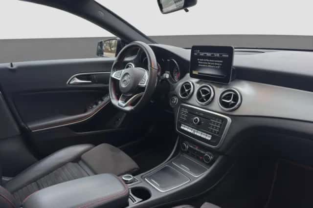 Mercedes-Benz CLA-Klasse (2018) thumbnail 19