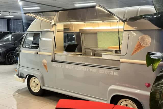 Renault Estafette (1971) thumbnail 2