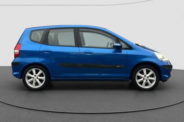 Honda Jazz (2002) thumbnail 2