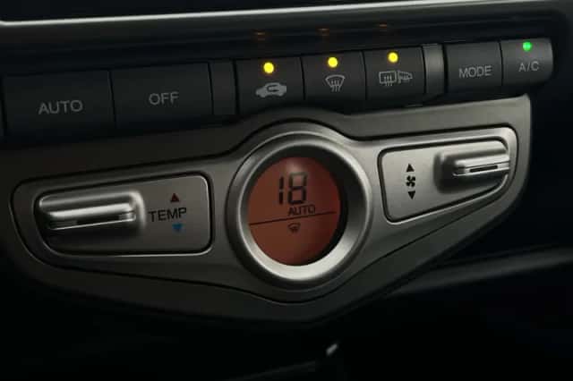 Honda Jazz (2002) thumbnail 14