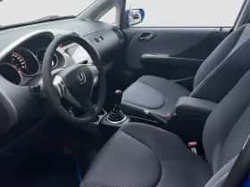 Honda Jazz (2002) thumbnail 7