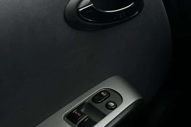 Honda Jazz (2002) thumbnail 8