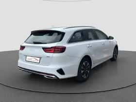 Kia Ceed Sportswagon (2021) thumbnail 3