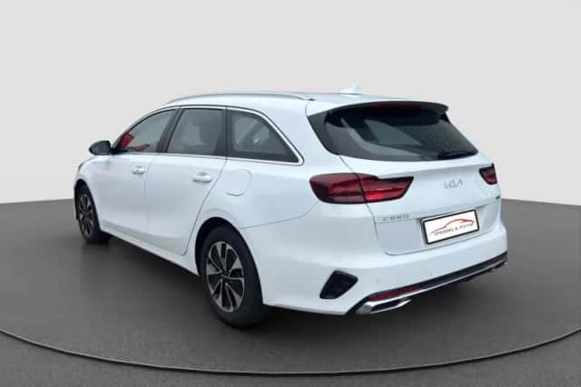 Kia Ceed Sportswagon (2021) thumbnail 6