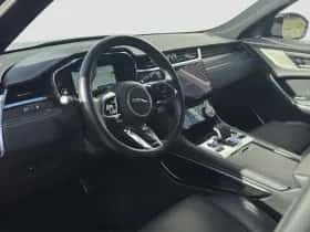Jaguar F-Pace thumbnail 11