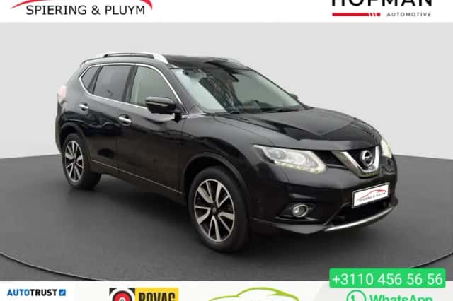 Nissan X-Trail (2015) thumbnail 1