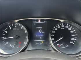 Nissan X-Trail (2015) thumbnail 13