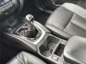 Nissan X-Trail (2015) thumbnail 16
