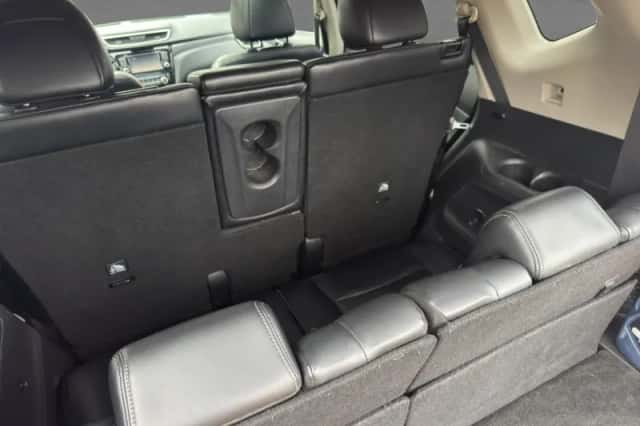 Nissan X-Trail (2015) thumbnail 20