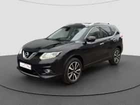Nissan X-Trail (2015) thumbnail 4