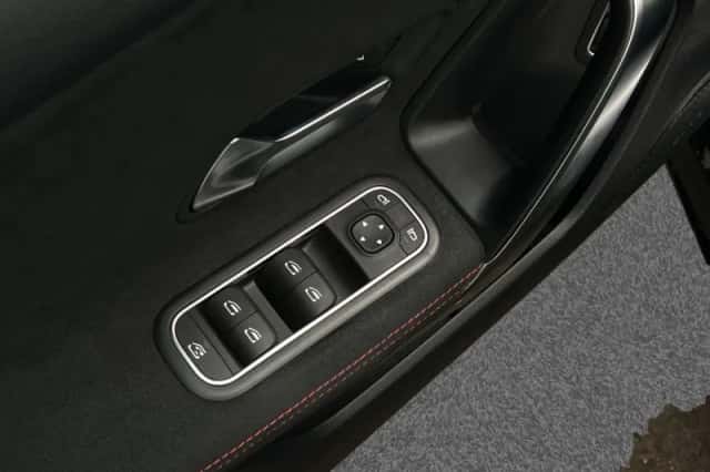 Mercedes-Benz A-Klasse (2019) thumbnail 17