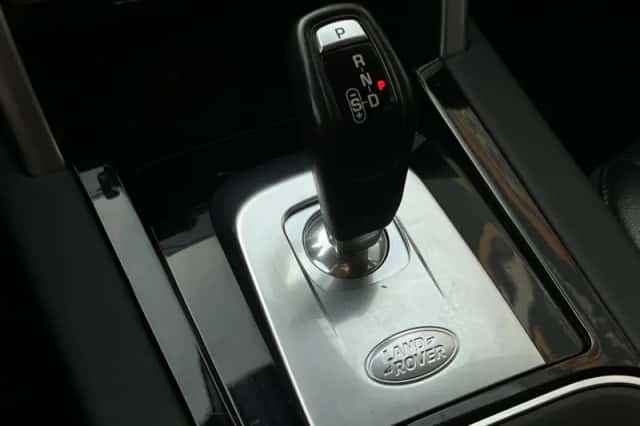 Land Rover Discovery Sport (2020) thumbnail 16