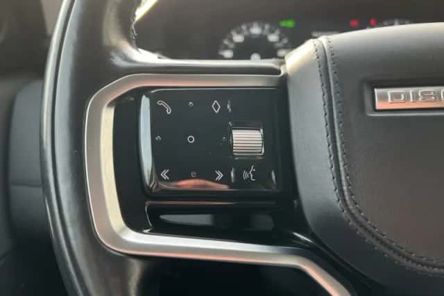 Land Rover Discovery Sport (2020) thumbnail 30