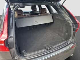 Volvo XC60 (2021) thumbnail 11