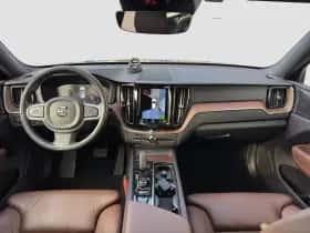 Volvo XC60 (2021) thumbnail 13