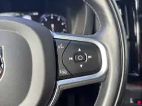 Volvo XC60 (2021) thumbnail 20