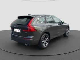Volvo XC60 (2021) thumbnail 3