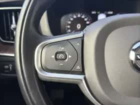 Volvo XC60 (2021) thumbnail 21